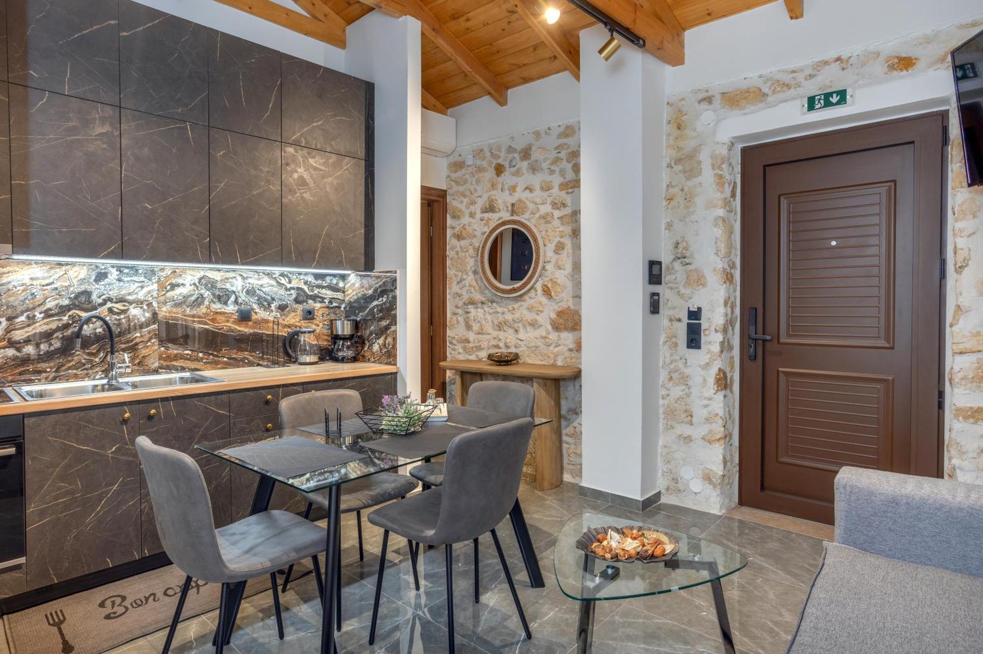 Anassa 14 Luxury One Bedroom Maisonette Heraklion (Crete)