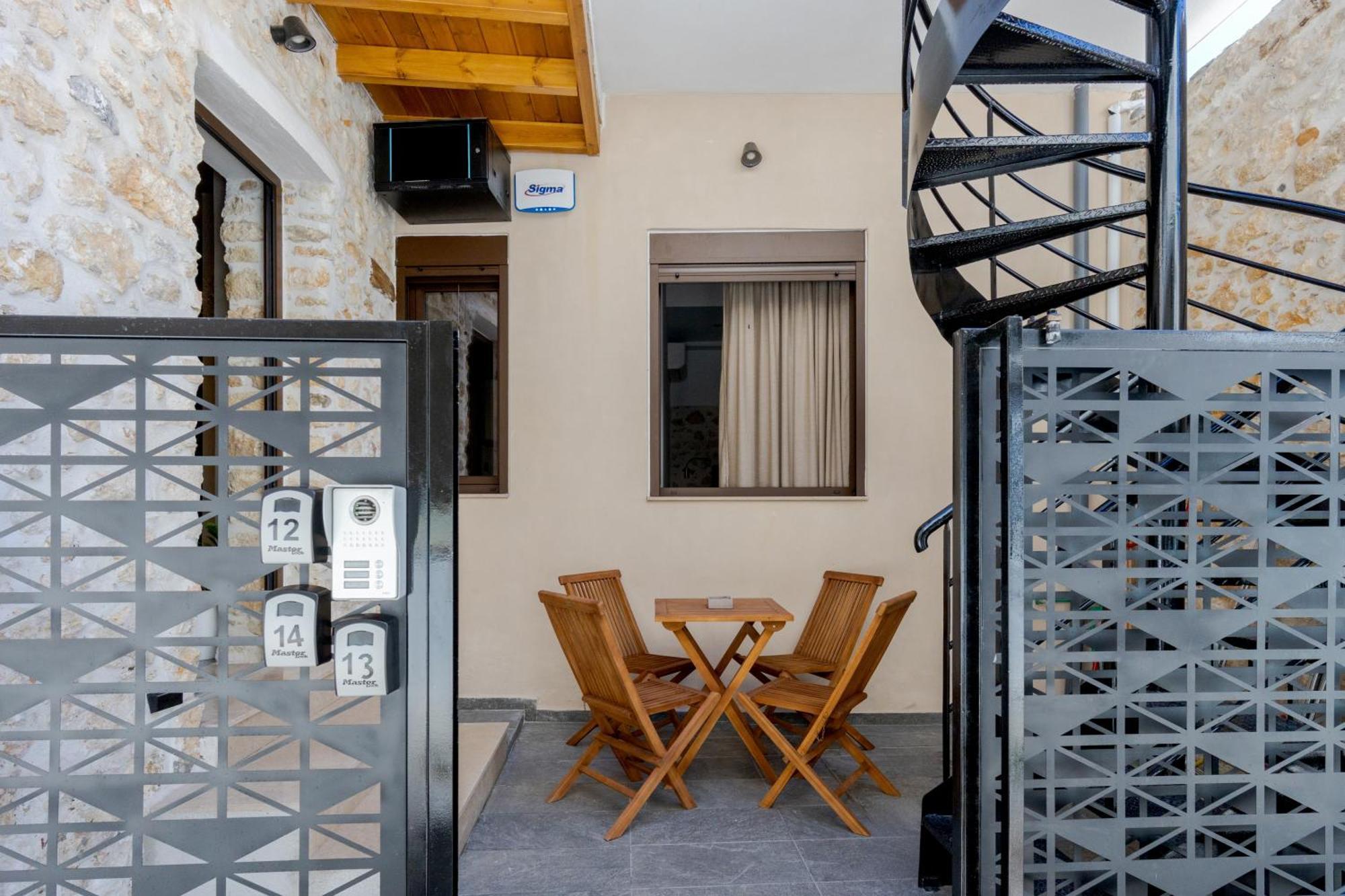 Anassa 14 Luxury One Bedroom Maisonette Heraklion (Crete)