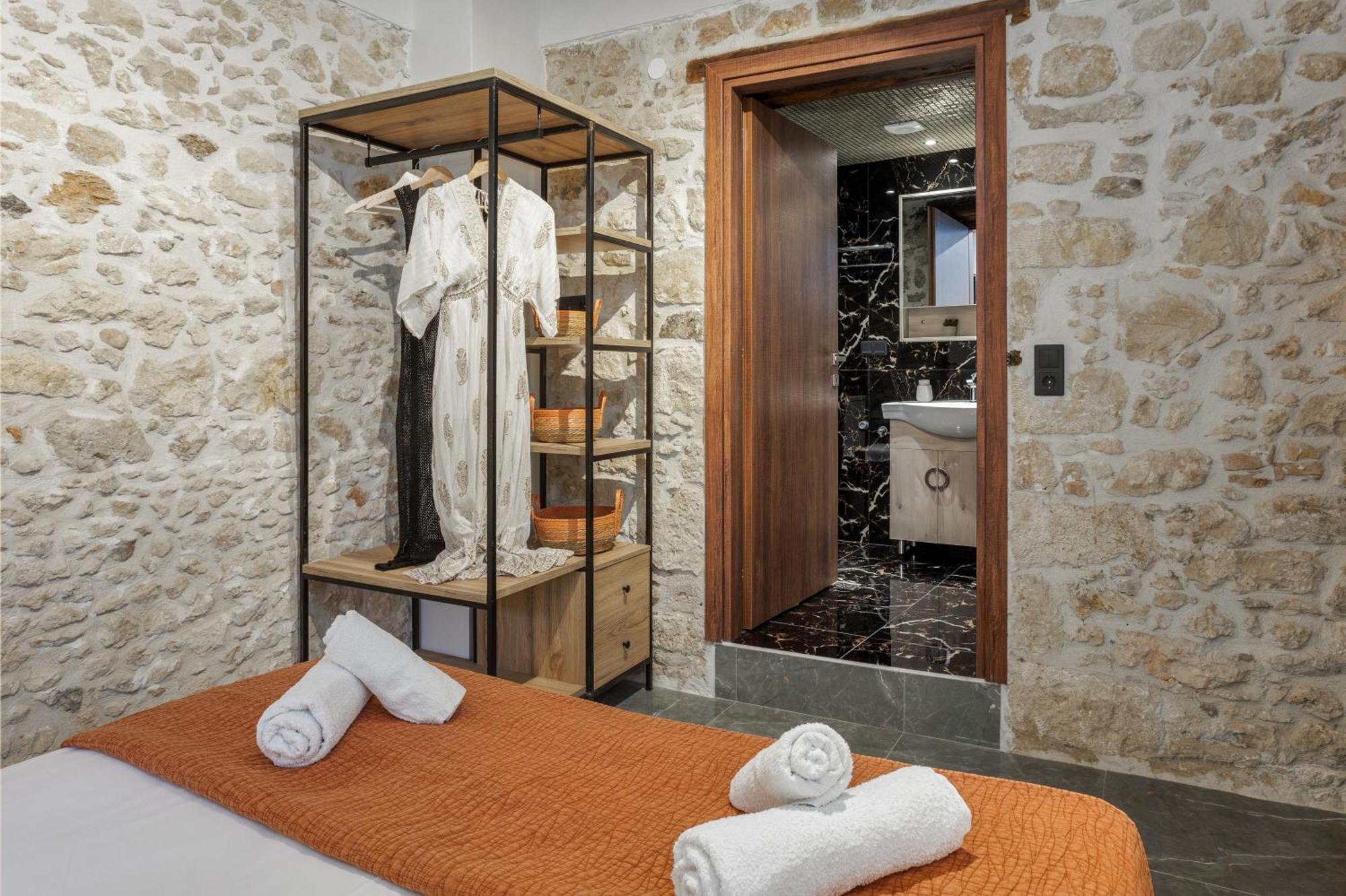 Anassa 14 Luxury One Bedroom Maisonette Apartment Heraklion (Crete)